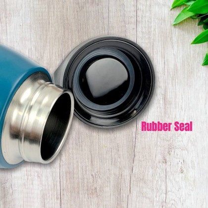 Customizable 700ml Insulated Vacuum Sport Bottle