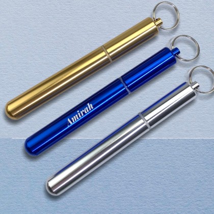 Expandable Straw With Casing Keychain