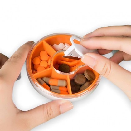 Portable Pill Storage Box With Cutter