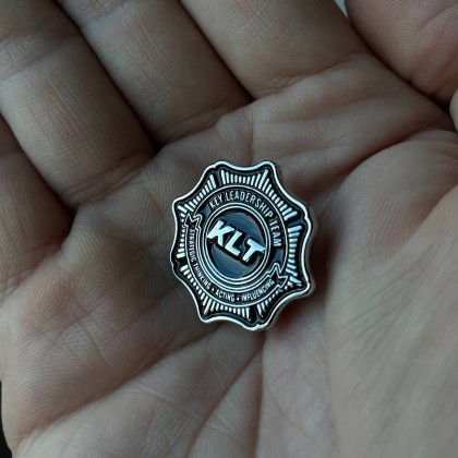 Custom Enamel Metal Leadership Collar Pin