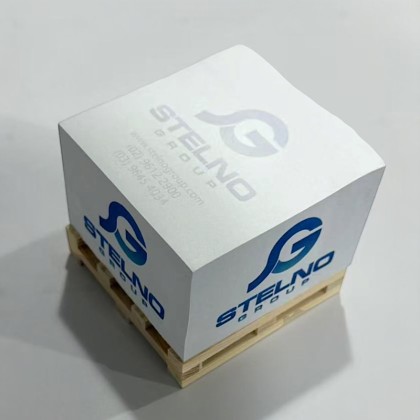Miniature Wooden Pallet Memo Cube: High-Utility Desk Accessory for Professional Branding