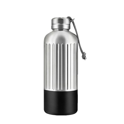 Premium 850ml Modern Minimalist Vacuum Insulated Water Bottle: 316 Stainless Steel Inner with Braided Lanyard