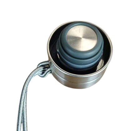 Premium 850ml Modern Minimalist Vacuum Insulated Water Bottle: 316 Stainless Steel Inner with Braided Lanyard
